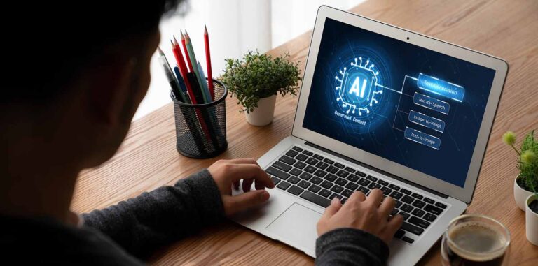 Hombre probando los diferentes tipos de algoritmos de inteligencia artificial en un portátil